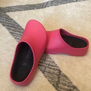 Birkenstock pink clogs